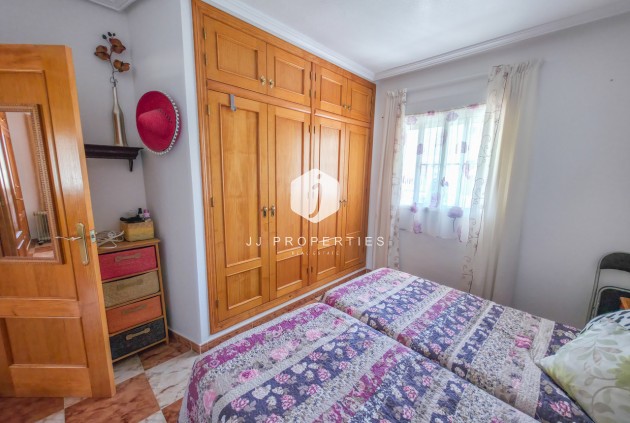 Aus zweiter Hand - Wohnung -
Cabo Roig - Costa Blanca