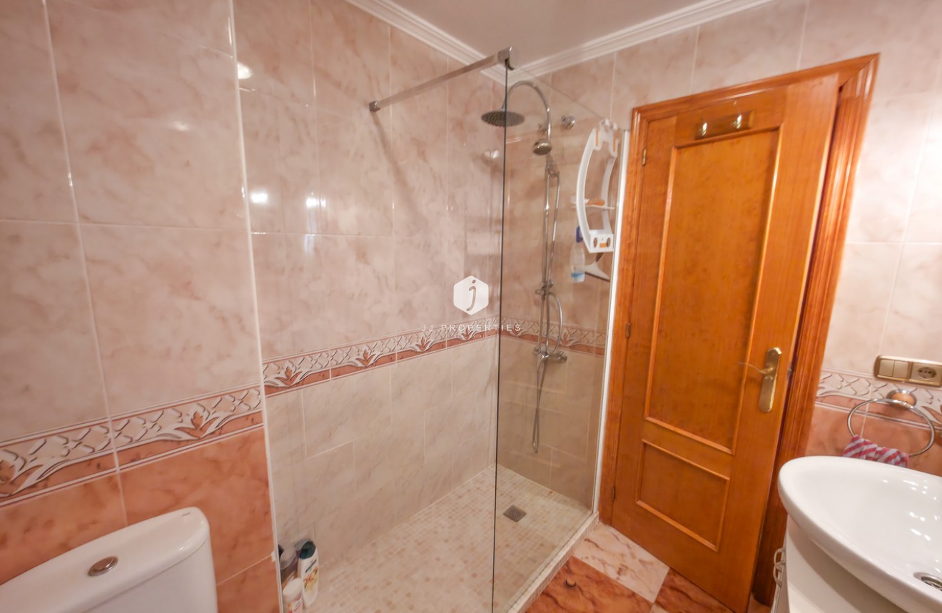 Aus zweiter Hand - Wohnung -
Cabo Roig - Costa Blanca