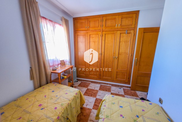 Aus zweiter Hand - Wohnung -
Cabo Roig - Costa Blanca