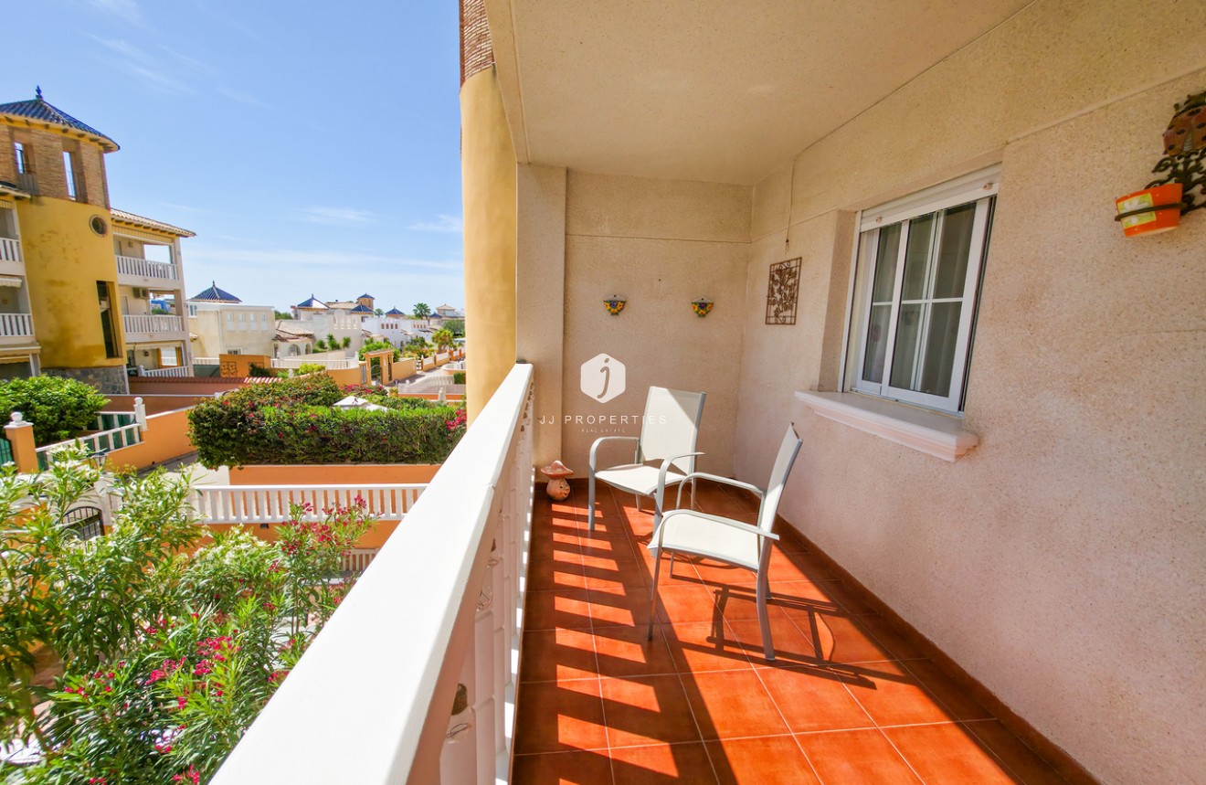 Aus zweiter Hand - Wohnung -
Cabo Roig - Costa Blanca