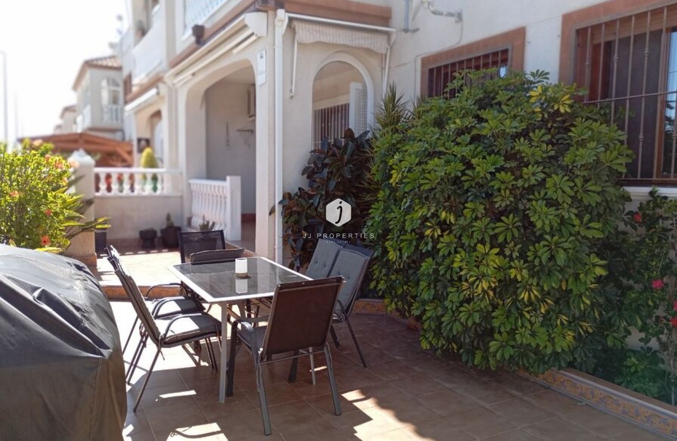 Aus zweiter Hand - Wohnung -
Daya Vieja - Costa Blanca