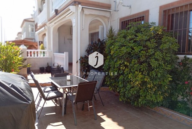 Aus zweiter Hand - Wohnung -
Daya Vieja - Costa Blanca