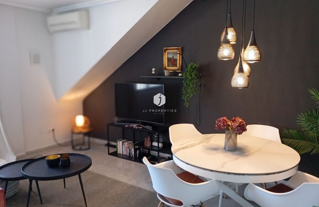 Aus zweiter Hand - Wohnung -
Daya Vieja - Costa Blanca