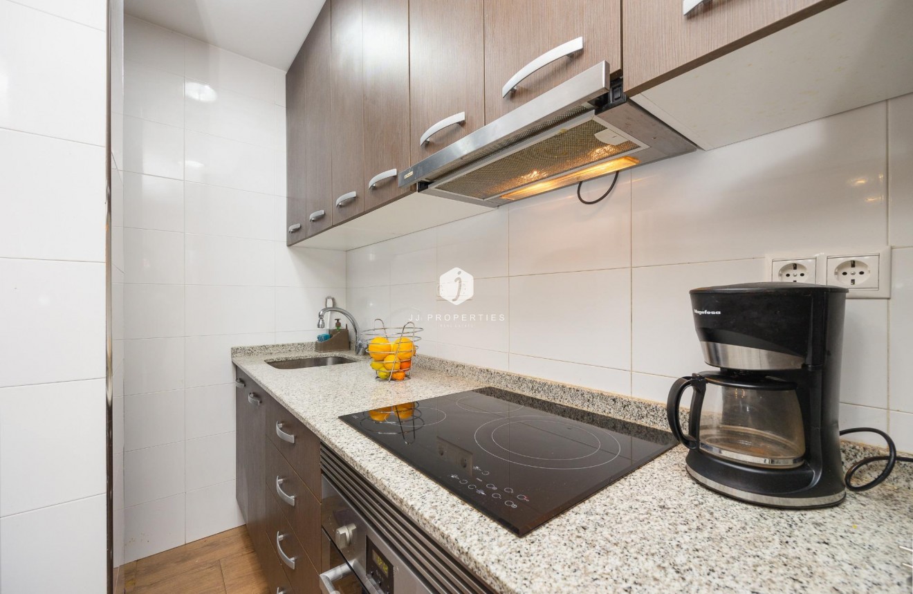 D'occasion - Appartement -
Torrevieja - Centro