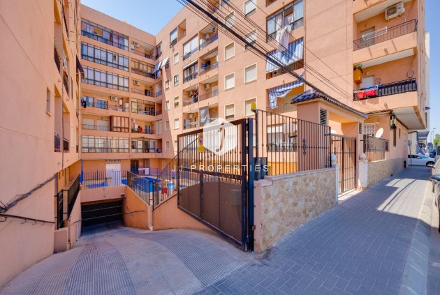 D'occasion - Appartement -
Torrevieja - Centro