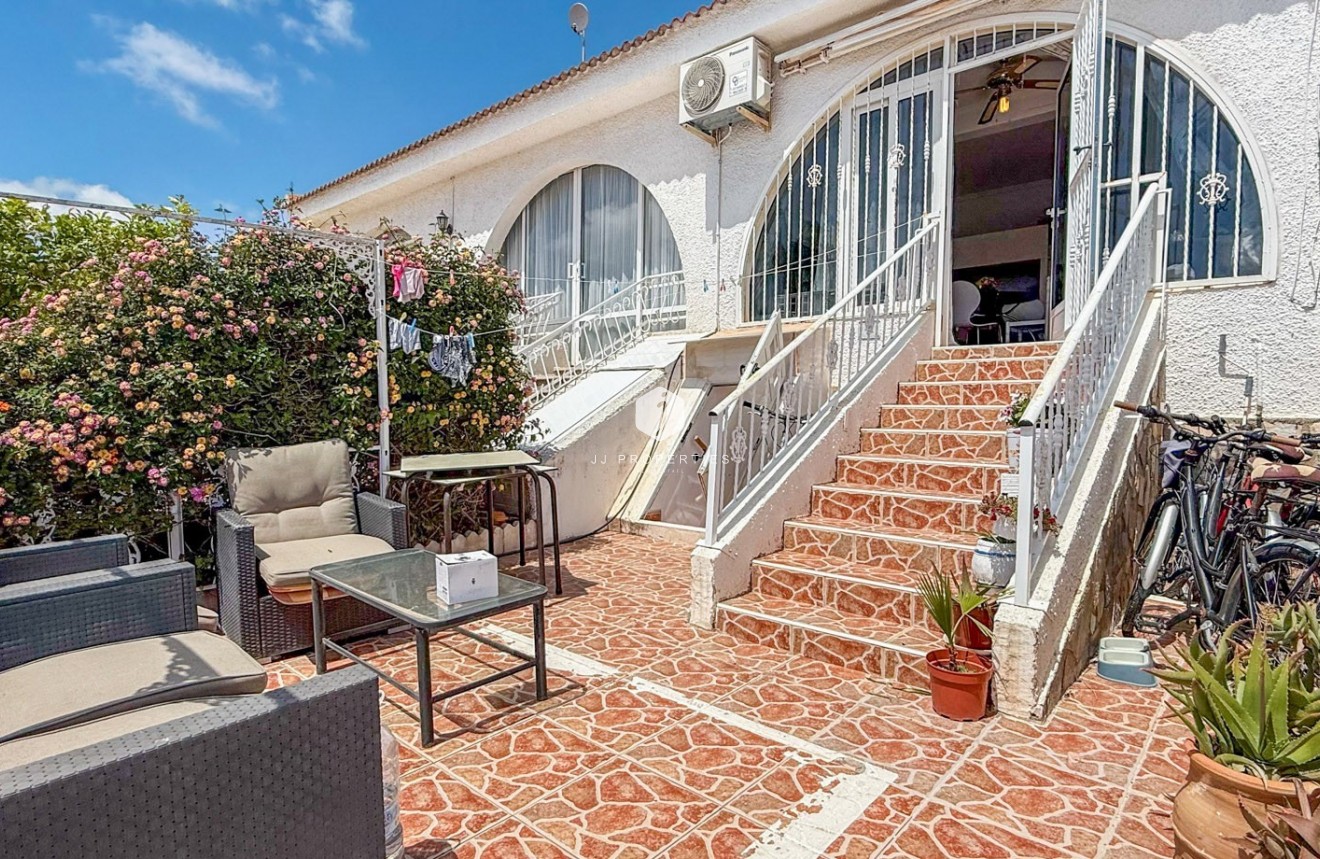 Segunda mano - Chalet -
Ciudad Quesada - Costa Blanca