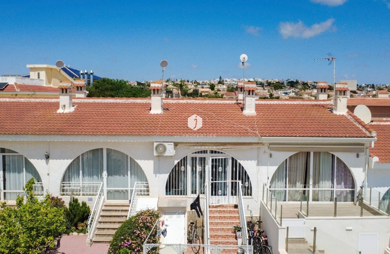 Segunda mano - Chalet -
Ciudad Quesada - Costa Blanca