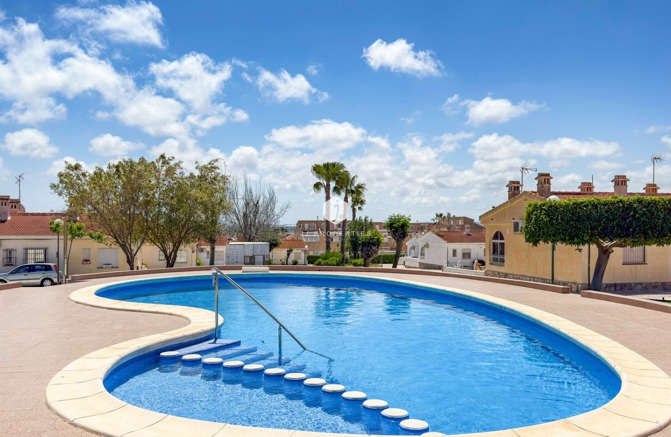 Segunda mano - Chalet -
Ciudad Quesada - Costa Blanca