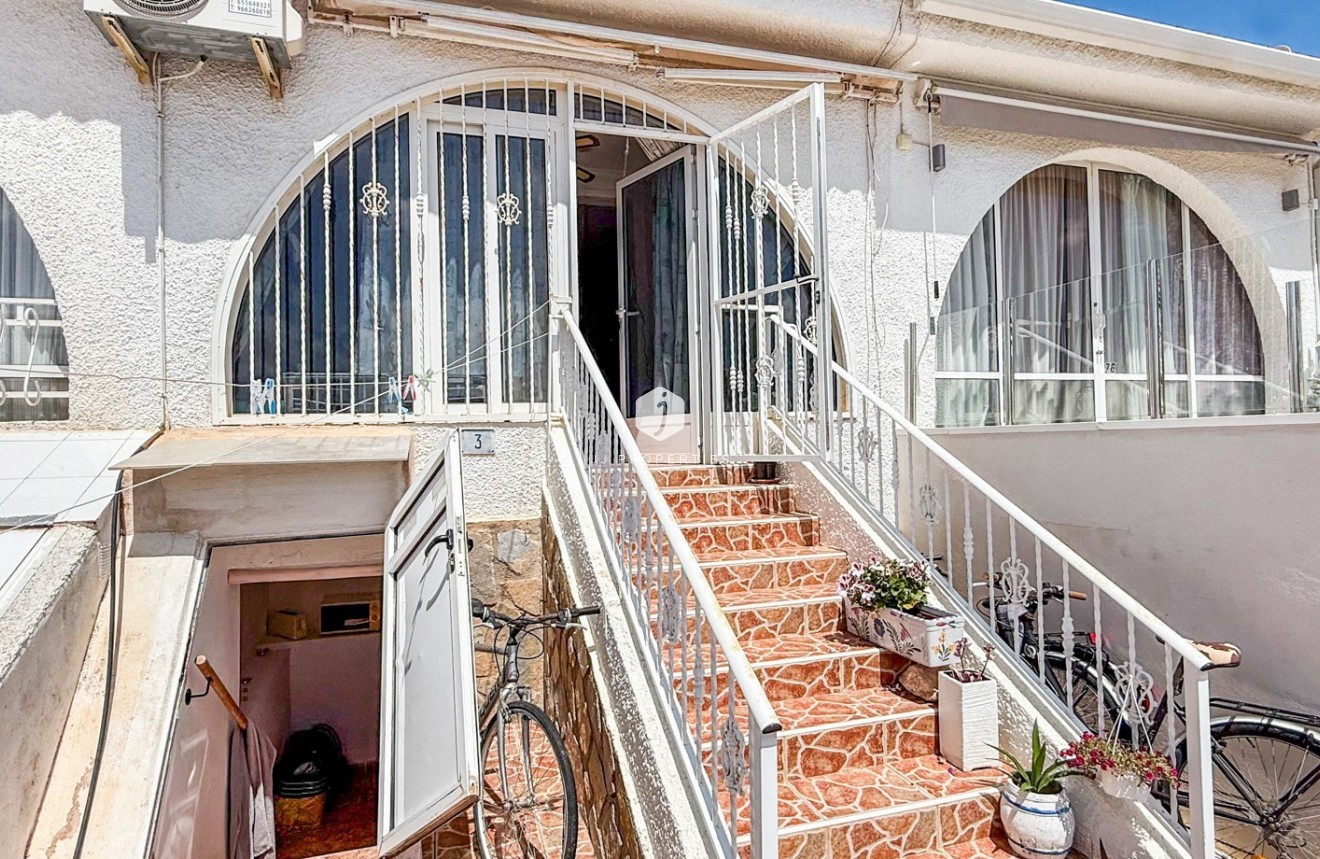 Segunda mano - Chalet -
Ciudad Quesada - Costa Blanca