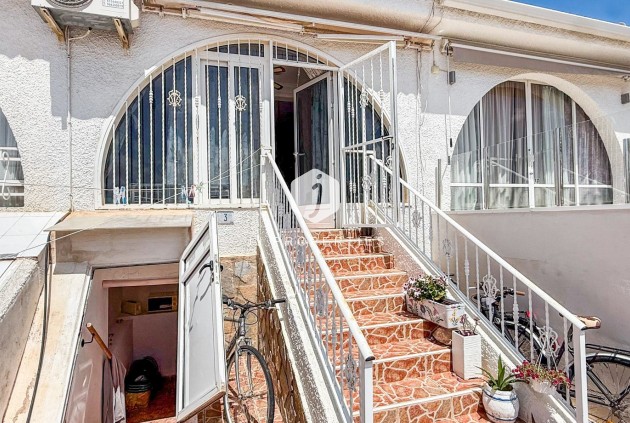 Segunda mano - Chalet -
Ciudad Quesada - Costa Blanca