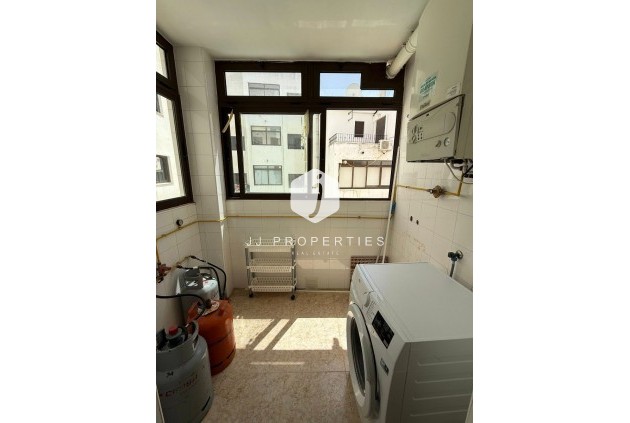 Aus zweiter Hand - Wohnung -
San Miguel de Salinas - Inland
