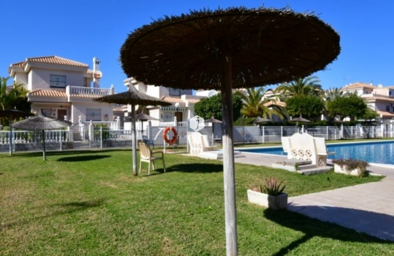 Resale - Apartment / flat -
Orihuela Costa - Costa Blanca