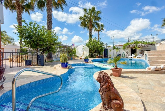 Resale - Villa -
Ciudad Quesada - Costa Blanca
