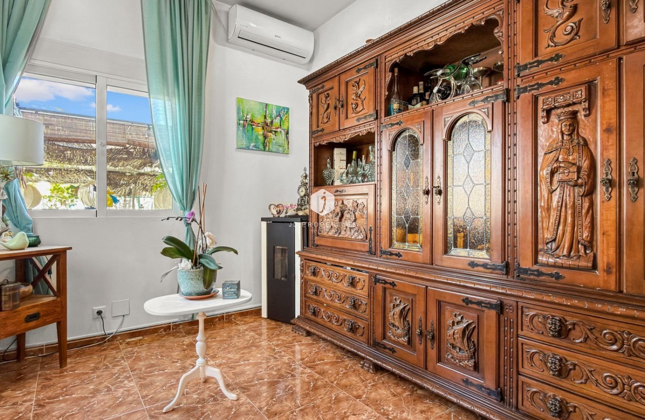 Resale - Villa -
Ciudad Quesada - Costa Blanca