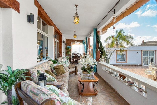 Resale - Villa -
Ciudad Quesada - Costa Blanca