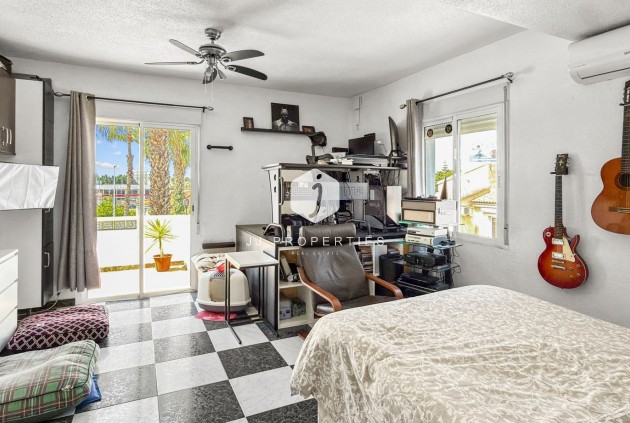 Resale - Villa -
Ciudad Quesada - Costa Blanca