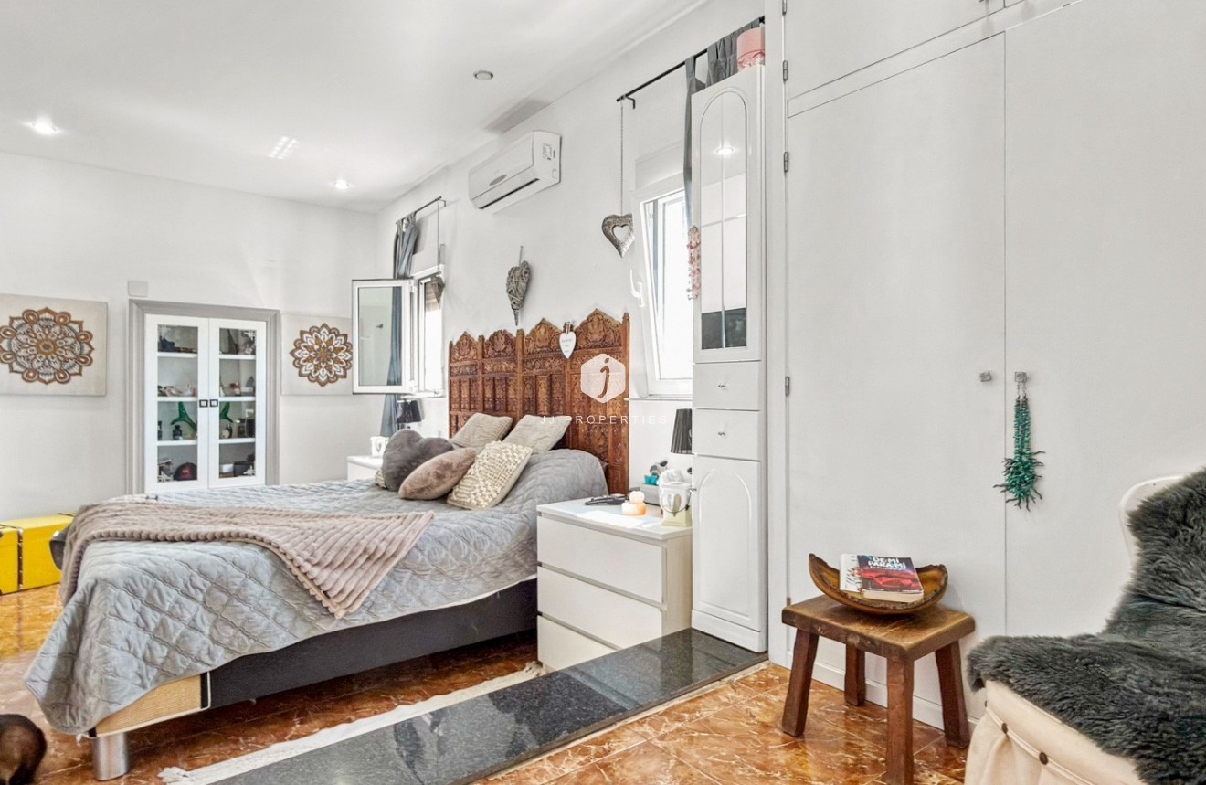 Resale - Villa -
Ciudad Quesada - Costa Blanca