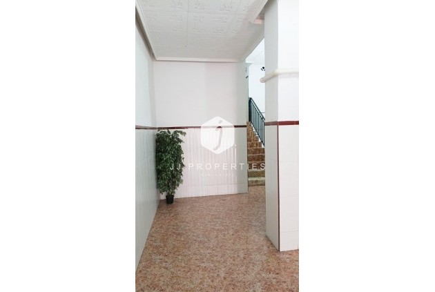 D'occasion - Appartement -
Torrevieja - Centro