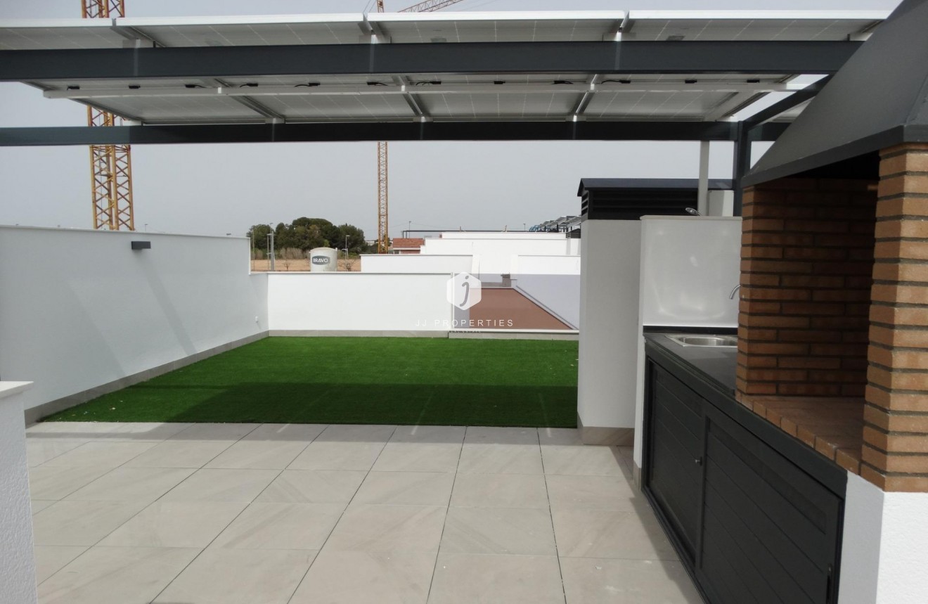 Neue Gebäude - Bungalow -
Pilar de la Horadada - pueblo