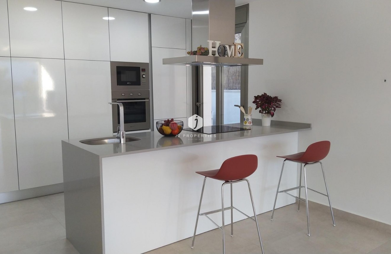 Obra nueva - Villa -
Orihuela Costa - PAU 8