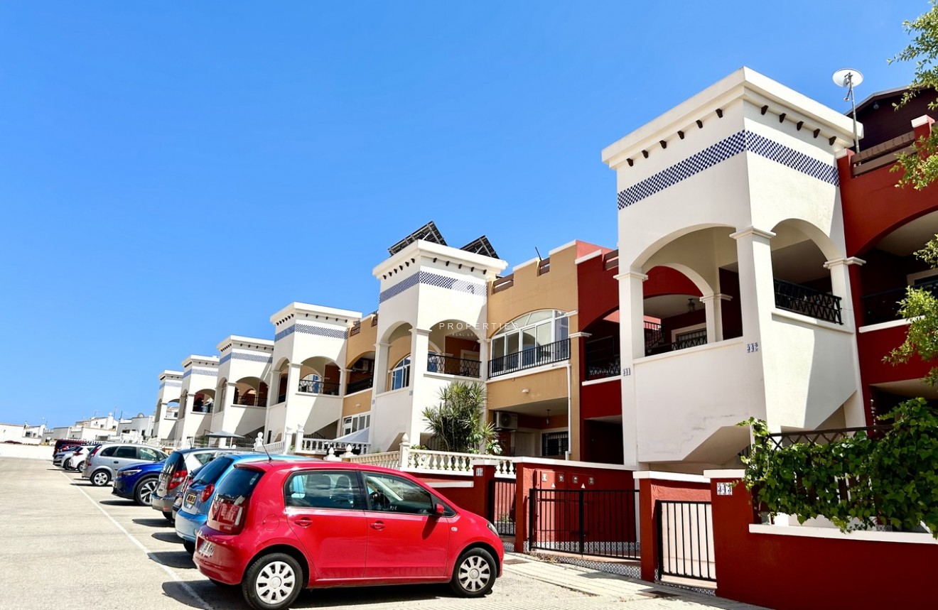Aus zweiter Hand - Wohnung -
Los Altos - Costa Blanca
