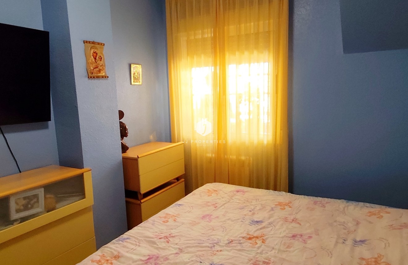 Aus zweiter Hand - Wohnung -
Los Altos - Costa Blanca