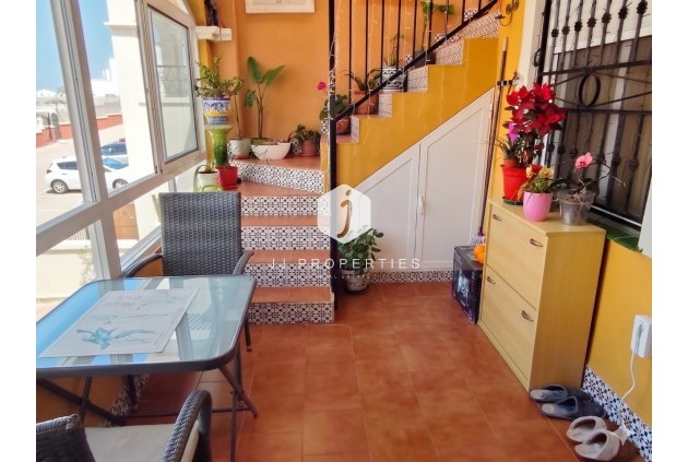 Aus zweiter Hand - Wohnung -
Los Altos - Costa Blanca