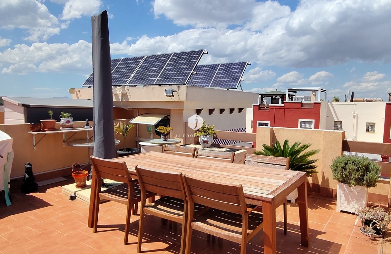 Aus zweiter Hand - Wohnung -
Los Altos - Costa Blanca
