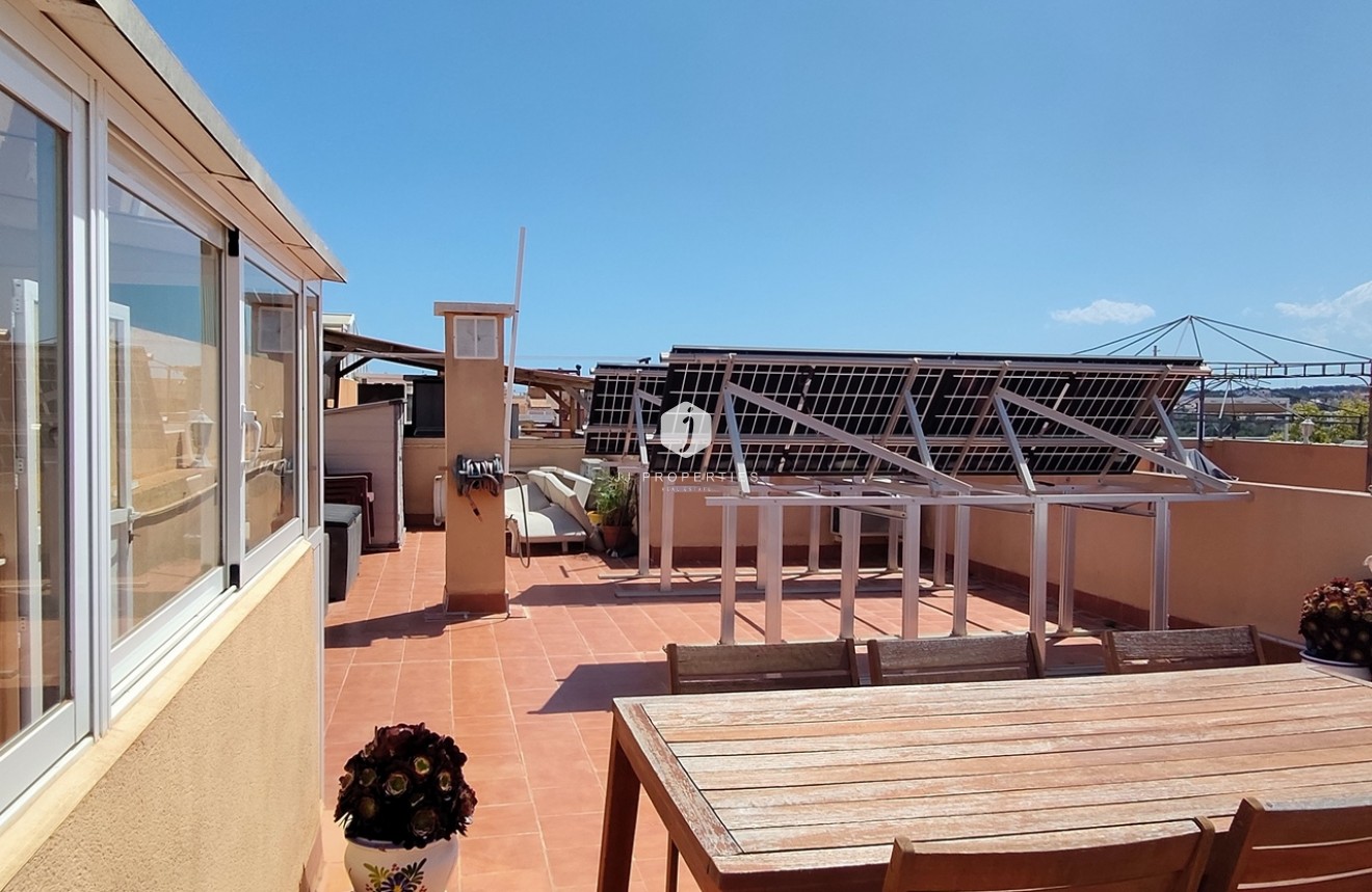 Aus zweiter Hand - Wohnung -
Los Altos - Costa Blanca