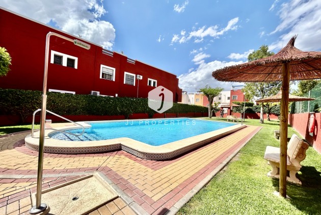 Aus zweiter Hand - Wohnung -
Los Altos - Costa Blanca