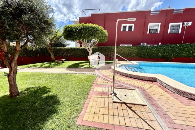 Aus zweiter Hand - Wohnung -
Los Altos - Costa Blanca