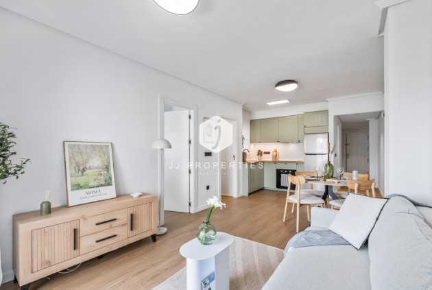 Aus zweiter Hand - Wohnung -
Playa Flamenca - Costa Blanca