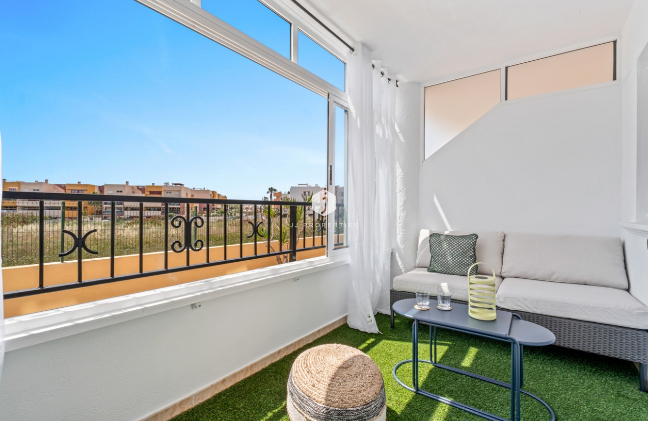 Aus zweiter Hand - Wohnung -
Playa Flamenca - Costa Blanca