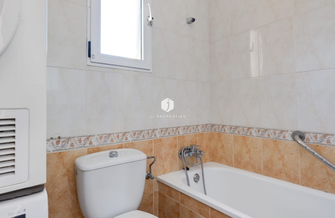 Aus zweiter Hand - Chalet -
Torrevieja - Costa Blanca