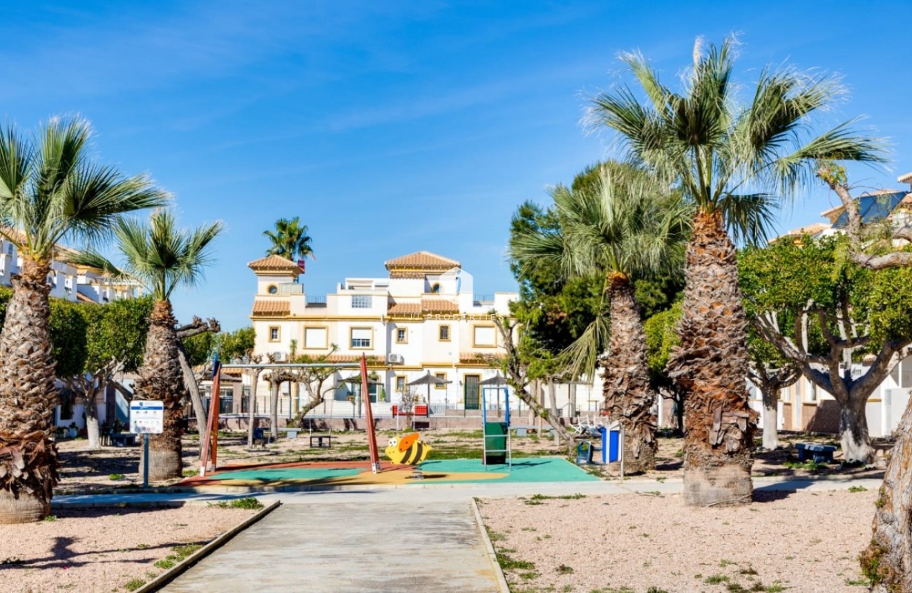 Aus zweiter Hand - Chalet -
Torrevieja - Costa Blanca