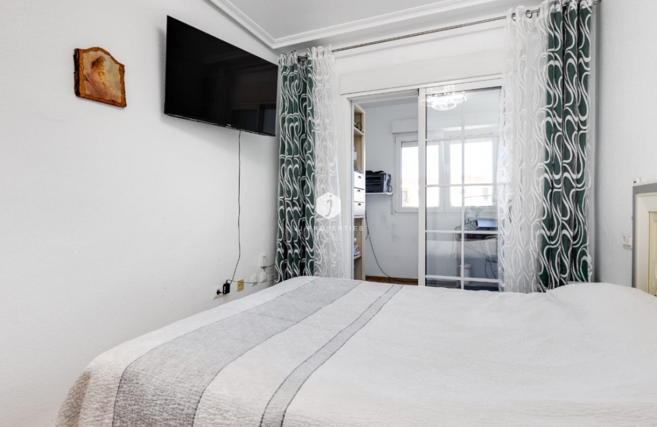Aus zweiter Hand - Chalet -
Torrevieja - Costa Blanca
