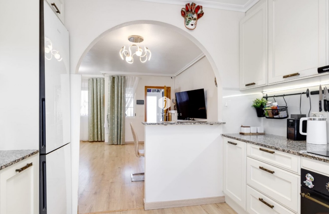 Aus zweiter Hand - Chalet -
Torrevieja - Costa Blanca