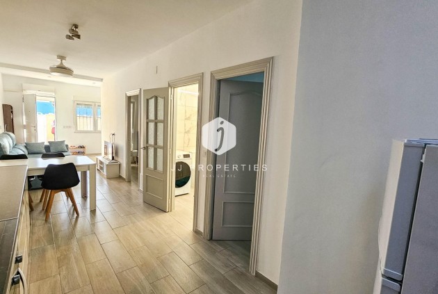 Aus zweiter Hand - Chalet -
Torrevieja - El Limonar