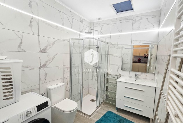 Aus zweiter Hand - Chalet -
Torrevieja - El Limonar