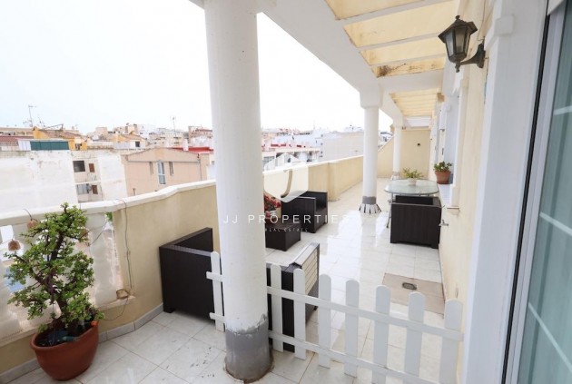 Aus zweiter Hand - Penthouse -
Torrevieja - Costa Blanca