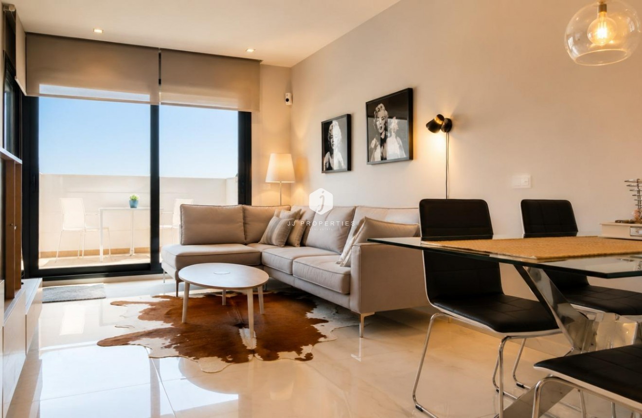 Aus zweiter Hand - Wohnung -
Orihuela Costa - PAU 8