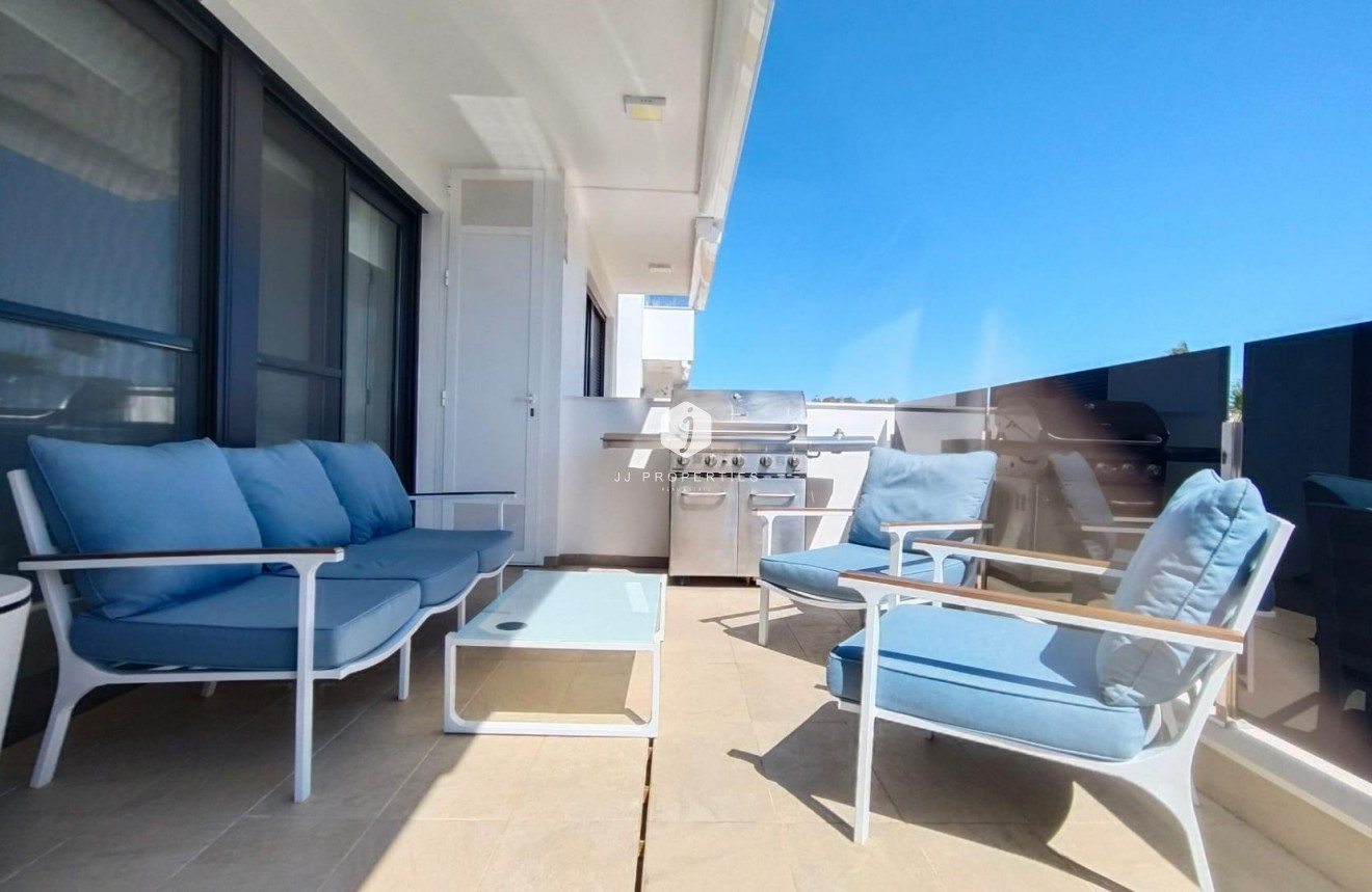 Aus zweiter Hand - Wohnung -
Orihuela Costa - PAU 8