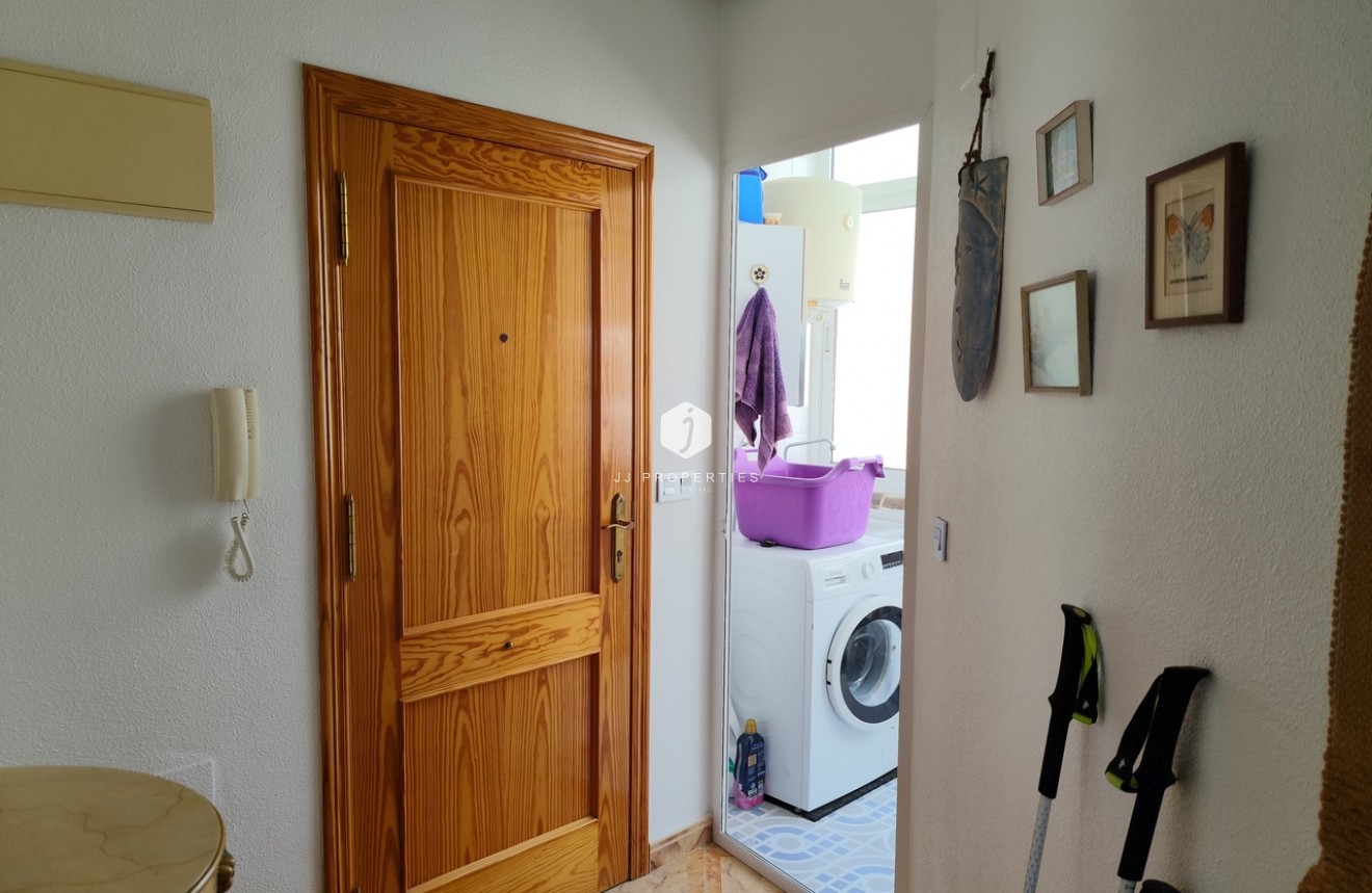 Aus zweiter Hand - Wohnung -
La Zenia - Costa Blanca