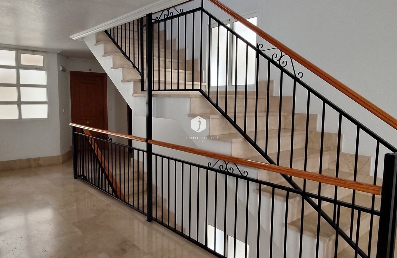 Aus zweiter Hand - Wohnung -
La Zenia - Costa Blanca