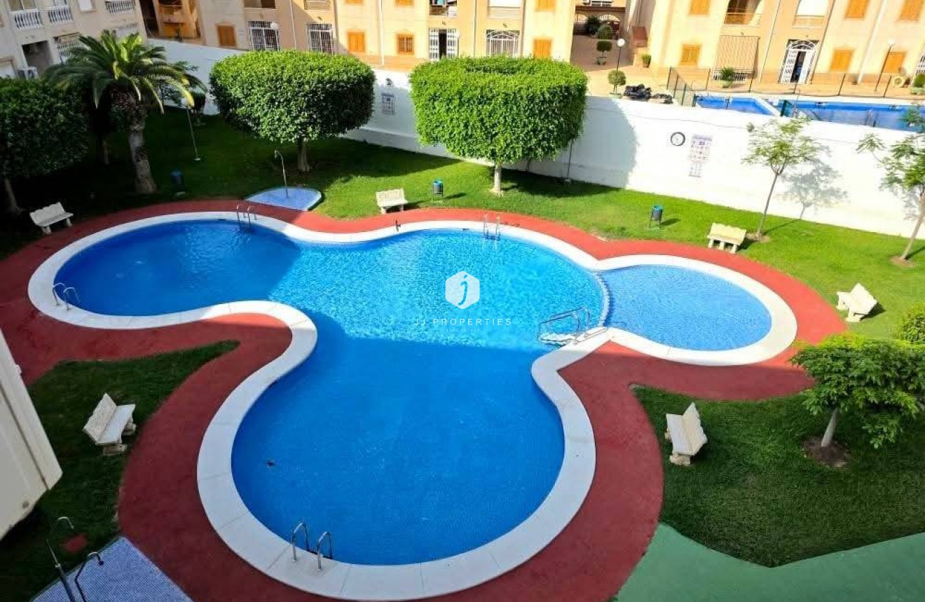 Aus zweiter Hand - Penthouse -
Torrevieja - Acequion