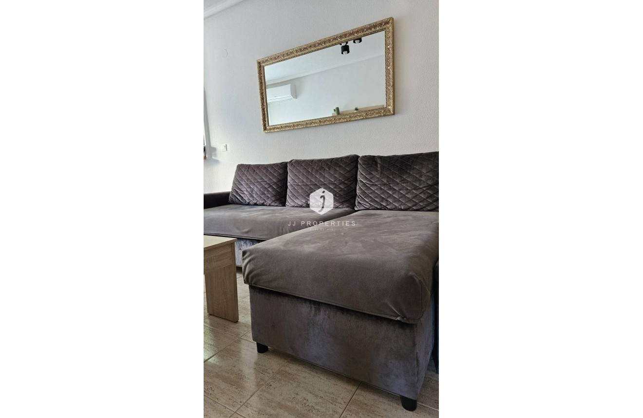 Aus zweiter Hand - Penthouse -
Torrevieja - Acequion