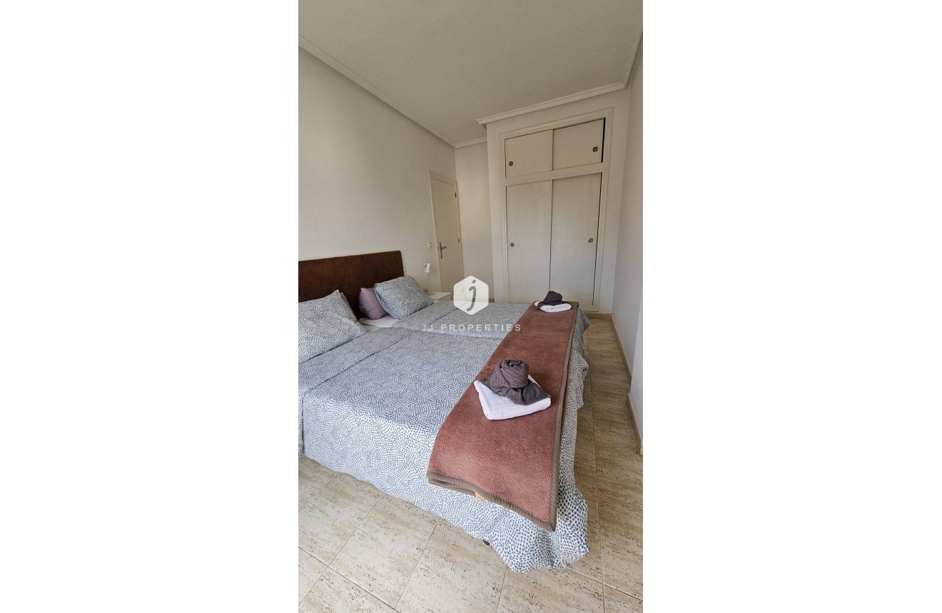 Aus zweiter Hand - Penthouse -
Torrevieja - Acequion
