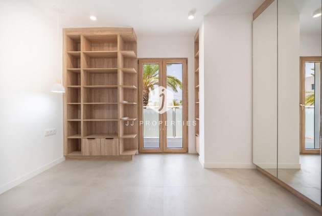 Resale - Villa -
Orihuela Costa - Cabo Roig