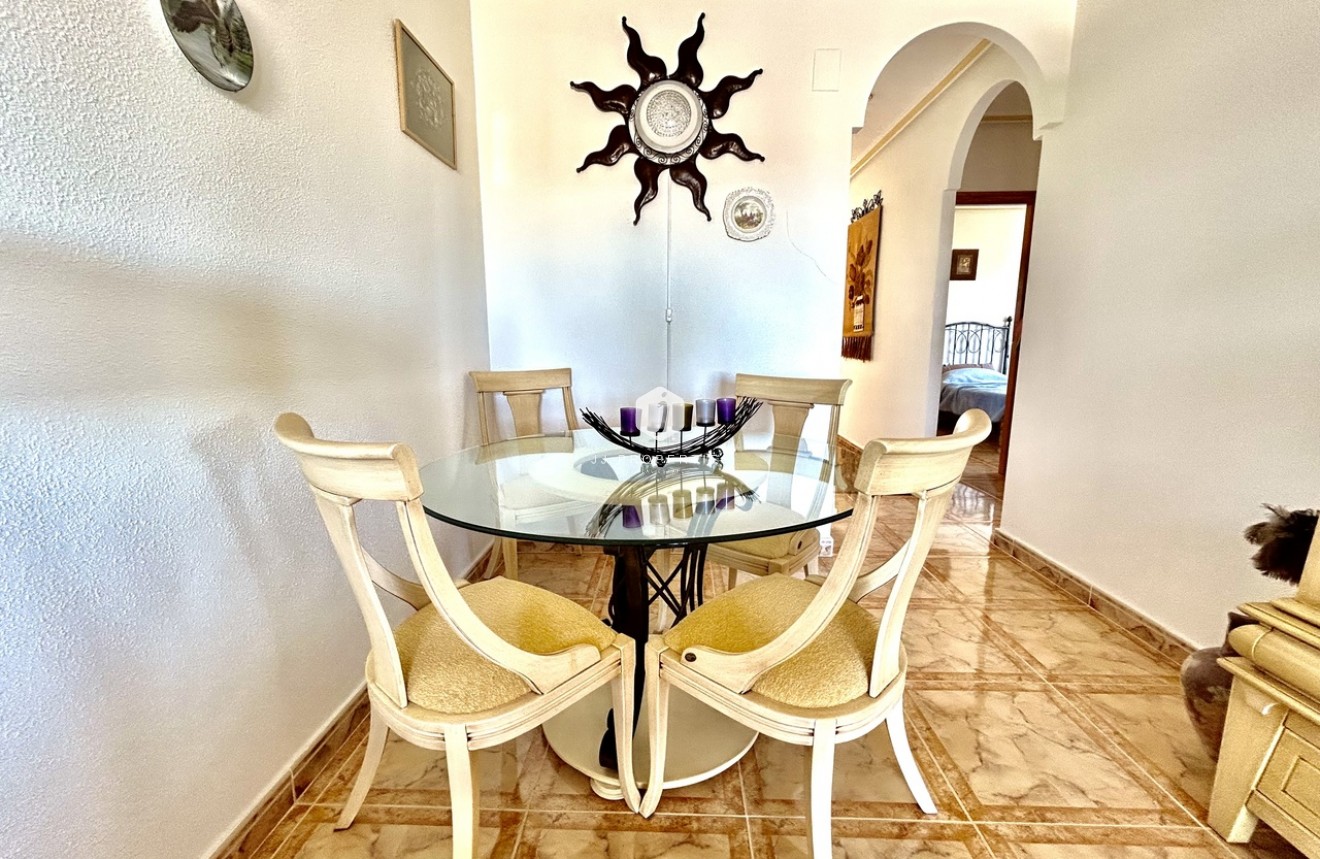Aus zweiter Hand - Wohnung -
La Zenia - Costa Blanca