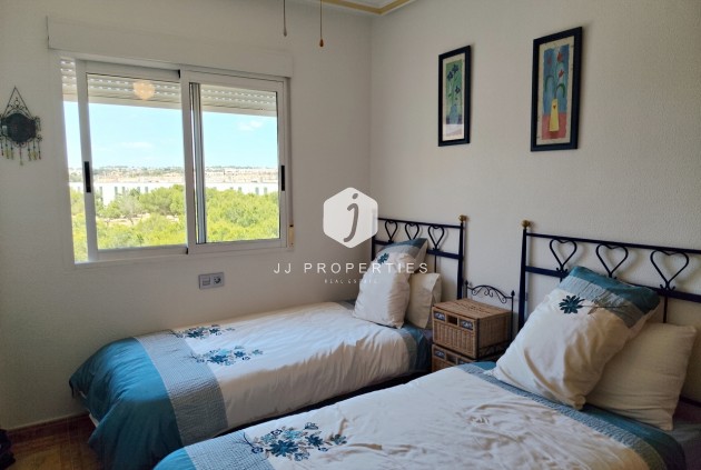 Aus zweiter Hand - Wohnung -
La Zenia - Costa Blanca